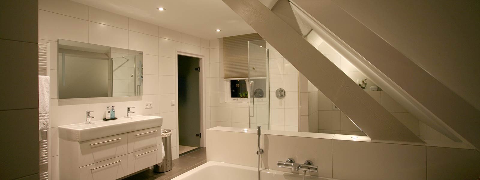 Lichtplan maken voor een badkamer (Hulp bij verlichting van SLV Nederland)