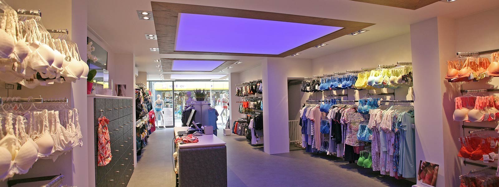 persoon voelen uitrusting Lichtplan maken voor een winkel (Hulp bij verlichting van SLV Nederland)